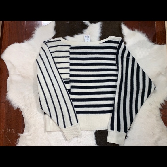 Joie Maridel Dolman Striped Sweater NWT XS - Picture 4 of 5
